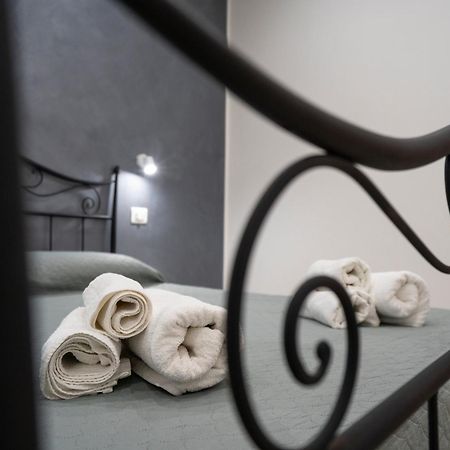 Saverio'S Apartment Тропеа Екстериор снимка